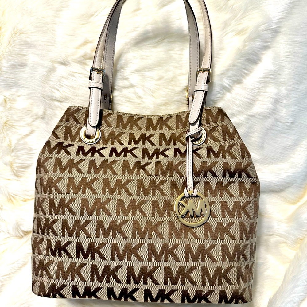 Michael Kors Signature Khaki handbag